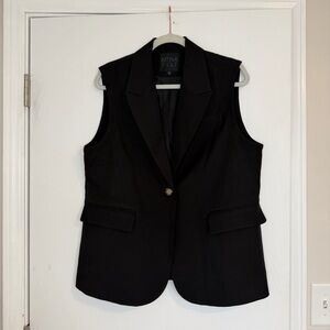 Black Sleeveless Blazer Vest